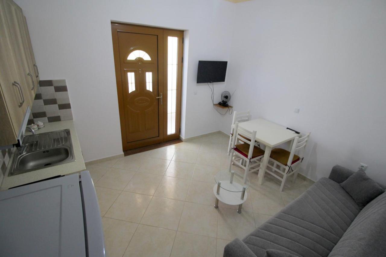 Villa 24 Sarande Exterior photo